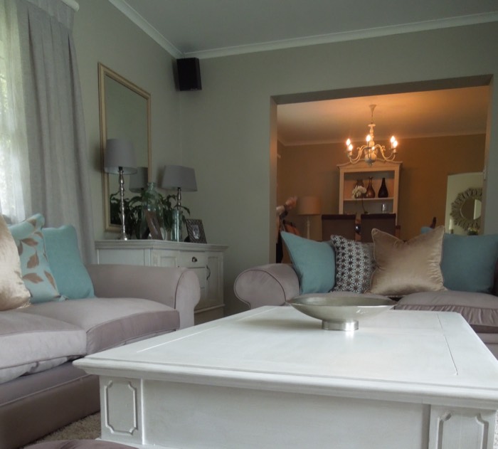 Southern Suburb Family Home — image 13