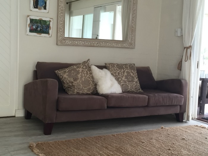 Tropical Beach House — image 2