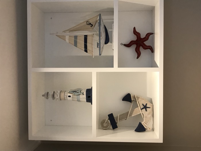 Modern Family Living — image 36
