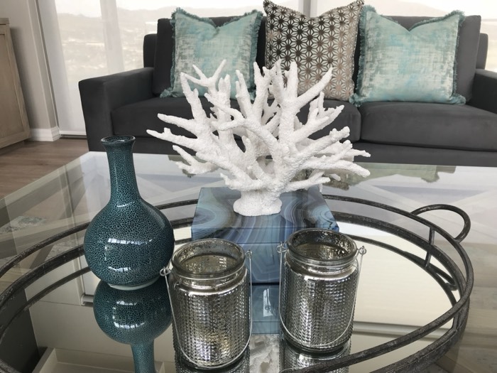 Modern Family Living — image 17