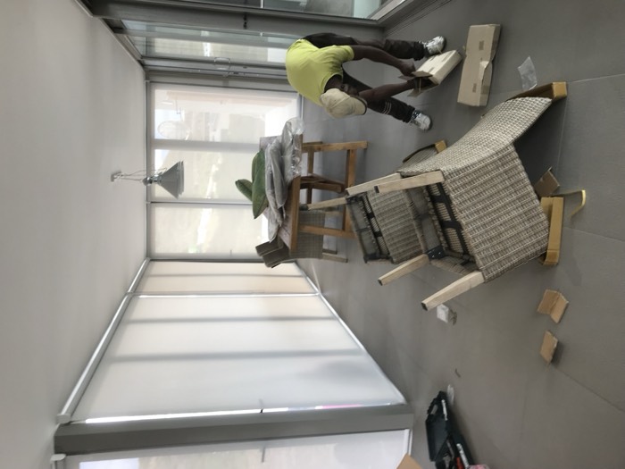 Modern Family Living — image 3